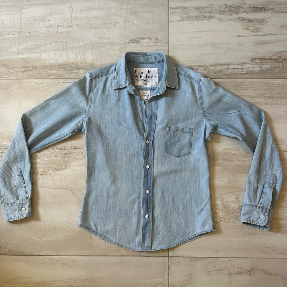 FRANK & EILEEN Denim Blouse